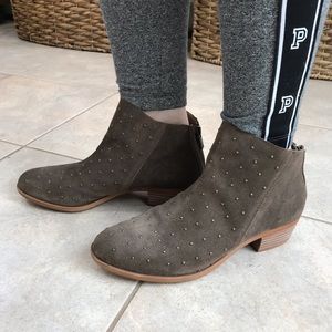 Lucky Brand ankle boots 7.5